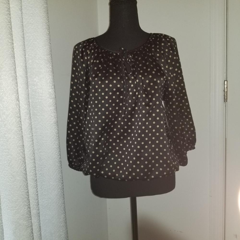 !! Barely worn !! Polka dot Ellen Tracy top Size L